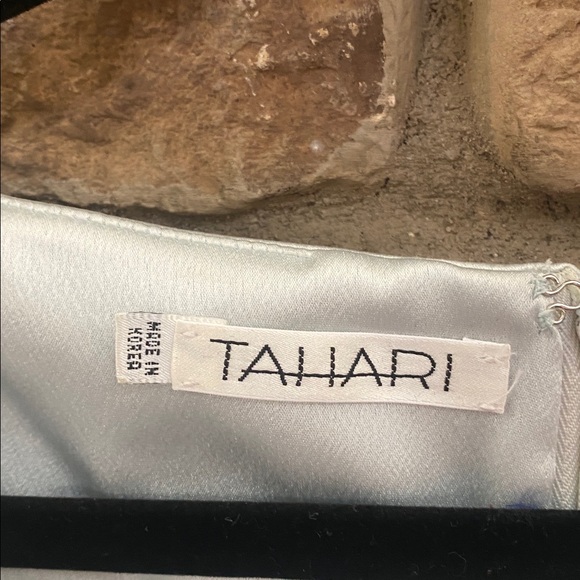 Tahari Shimmering sea foam green dress with draped neckline and side slit. 8 - Picture 5 of 12